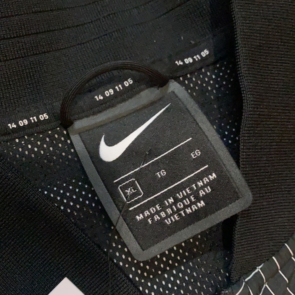 Nike Tech Pack Grid Print Zip Up Jacket - Picture 11 of 11